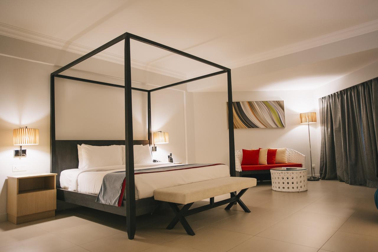 Sand & Sandals Desaru Beach Resort & Spa Eksteriør billede Deluxe Room