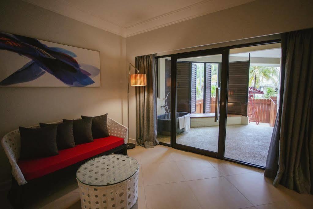 Sand & Sandals Desaru Beach Resort & Spa Eksteriør billede A room at the resort